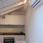 Corridoni Apartment *